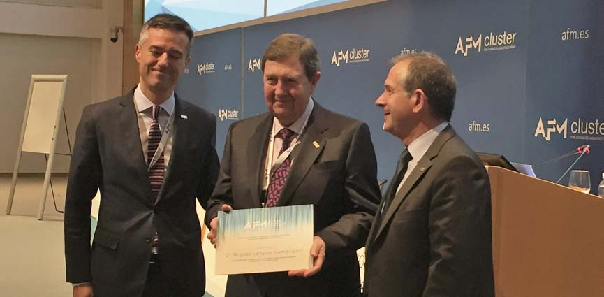 insignia oro miguel lazpiur AFM